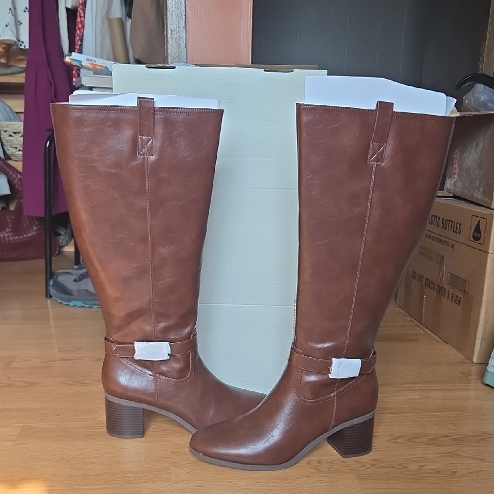 Life Stride Brown Heeled Boots